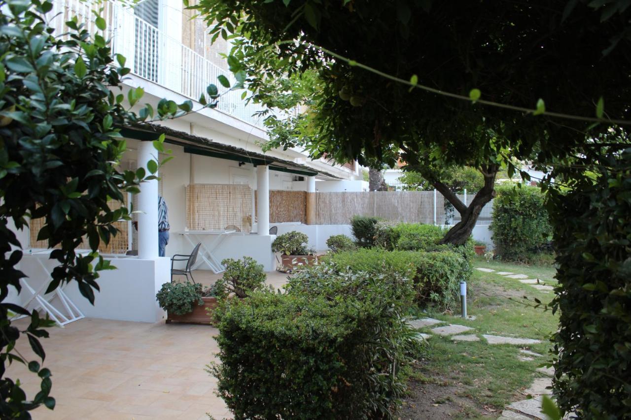 Couette-café Agenzia Isotur Olimpia Ponza